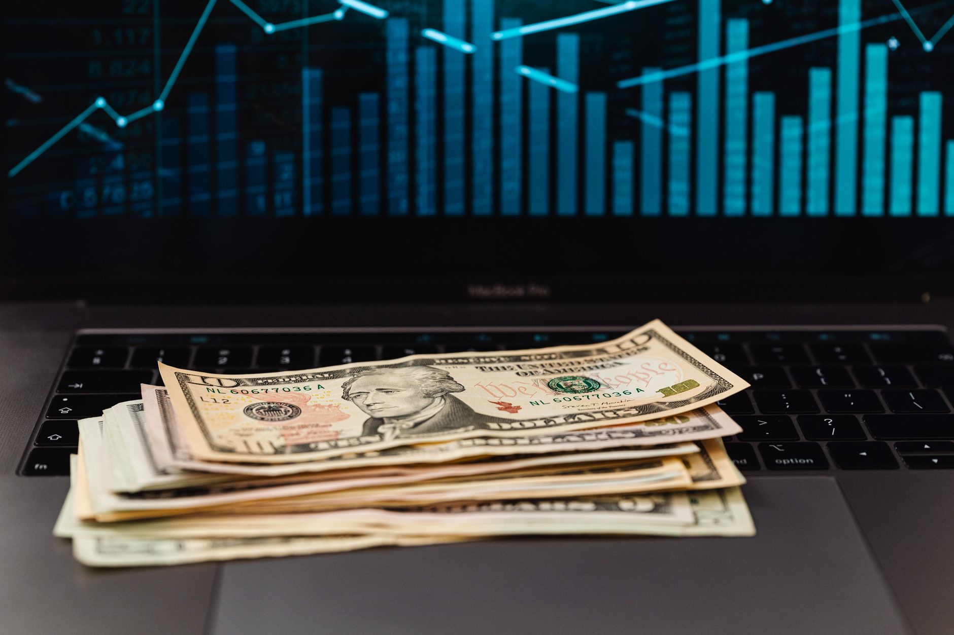 Aave's Interest Rate Model Has a Structural Problem Nobody Talks About