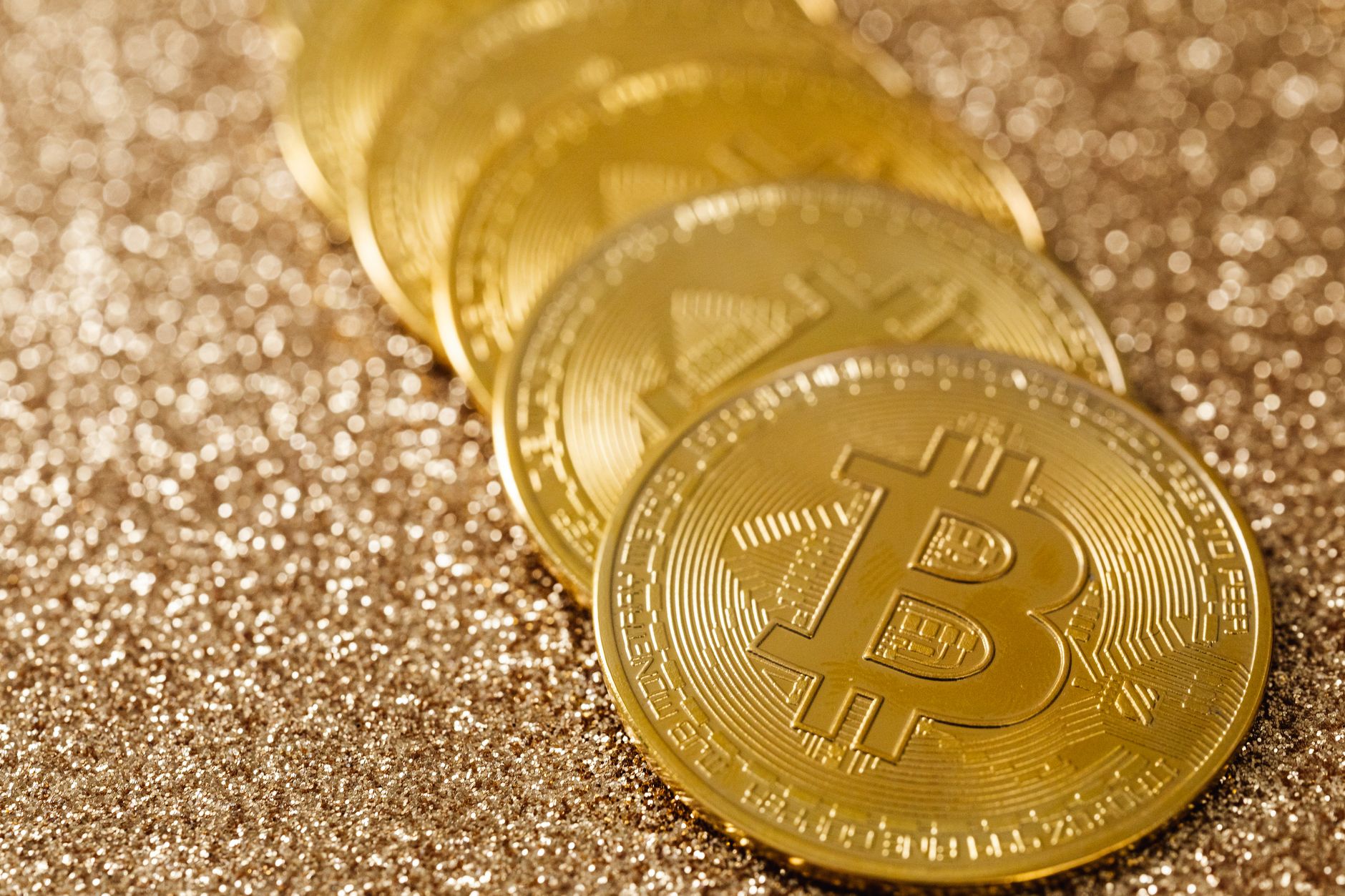 Bitcoin Eyes $107K Resistance as Iran-U.S. Talks Lift Sentiment, Whales Sell