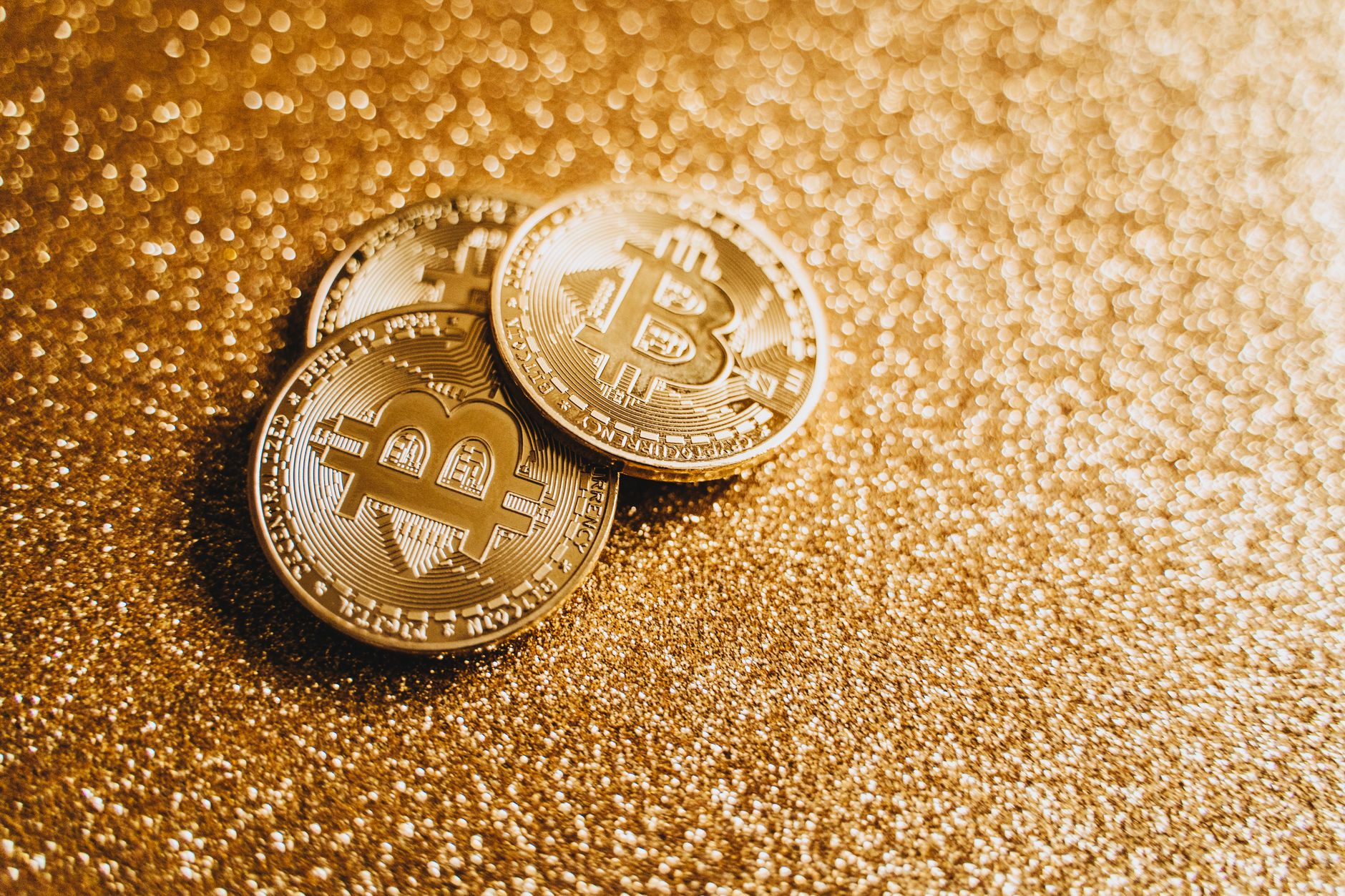 Grayscale Delays IPO as Crypto Listing Market Cools in 2026